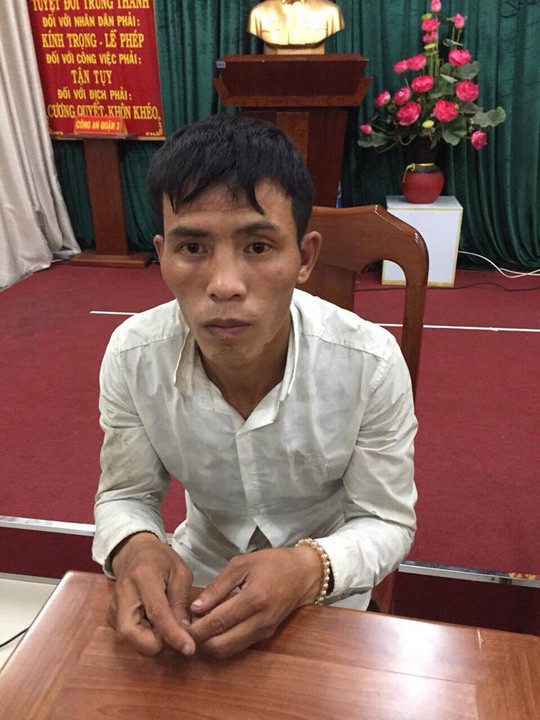 TP HCM: Nhận tiền g&acirc;y rối, đập ph&aacute; xe đặc chủng - Ảnh 1.
