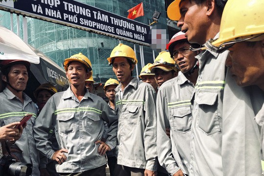 Nhà thầu nợ lương, hàng chục lao động thời vụ lao đao - Ảnh 1.