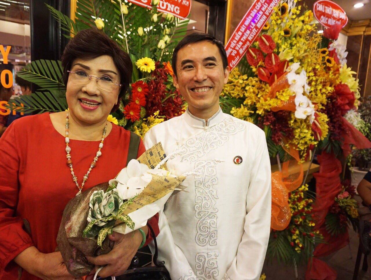NSND Lệ Thủy: Để âm nhạc truyền thống "chết", cải lương sẽ "đột tử"