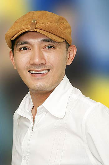 S&acirc;n khấu Nụ cười mới đ&oacute;ng cửa, đạo diễn Gia đ&igrave;nh l&agrave; số 1 bật kh&oacute;c - Ảnh 4.