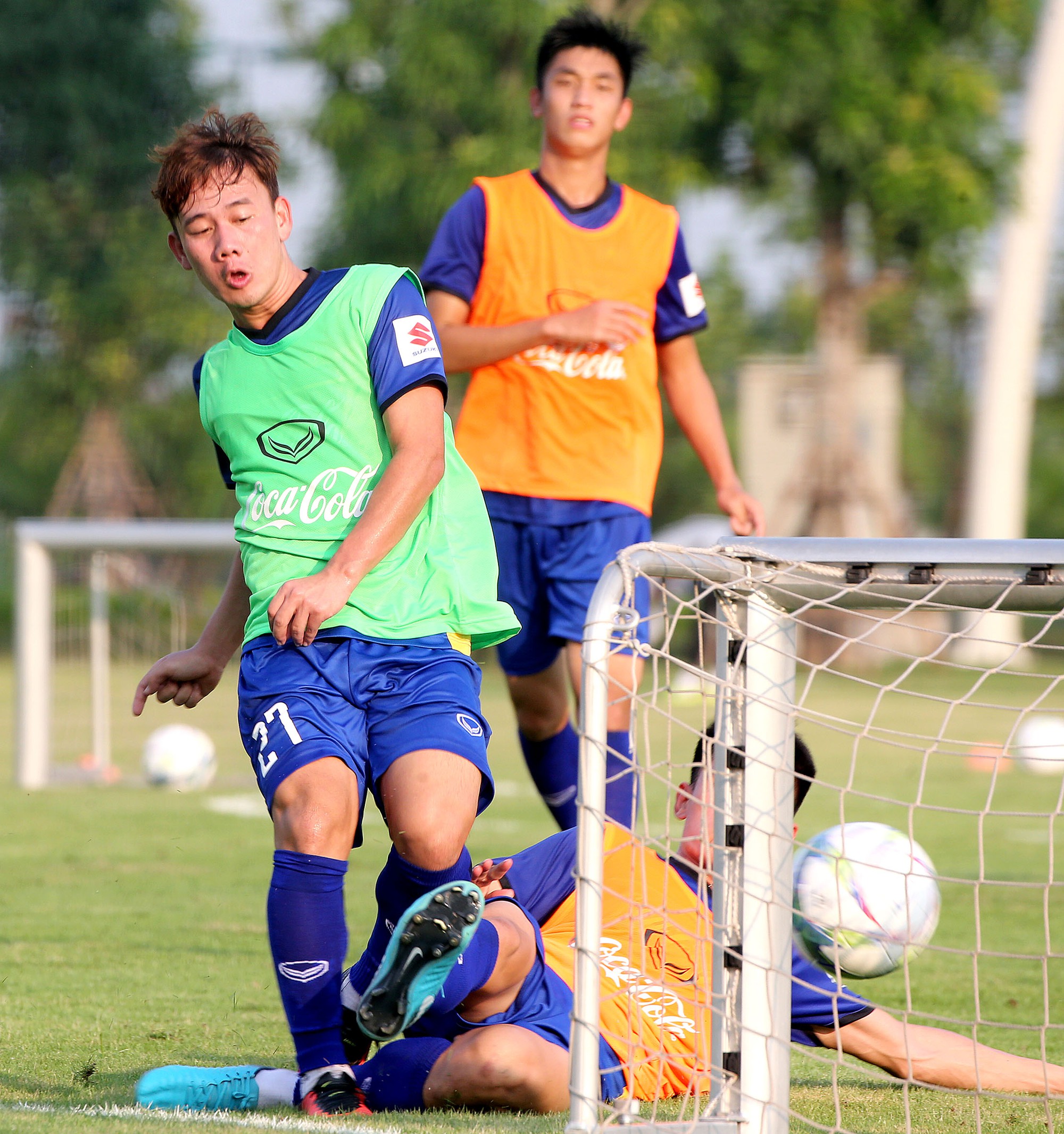 Thành Chung chấn thương, Minh Vương được dự ASIAD 2018 - Ảnh 1.