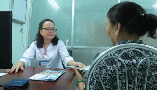 Vẹo cột sống m&agrave;&hellip; kh&ocirc;ng biết - Ảnh 1.
