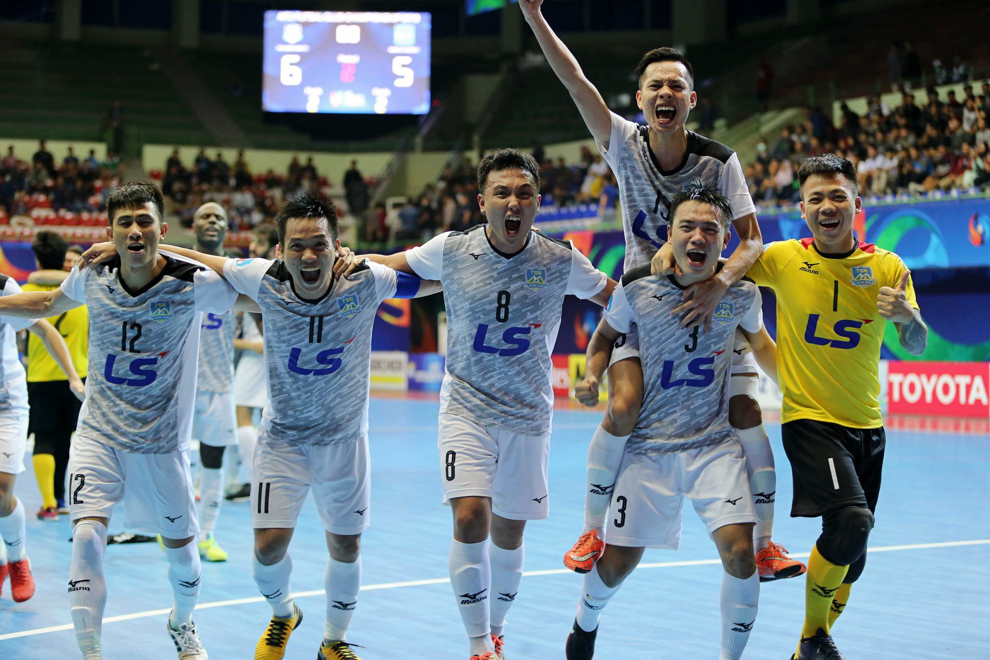 TP HCM thưởng nóng 500 triệu đồng cho đội futsal sau kỳ tích vào chung kết AFC - Ảnh 2.