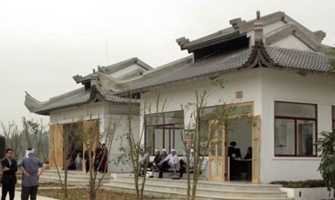 Chuyện "sởn da gà" của người suốt ngày thấy người chết