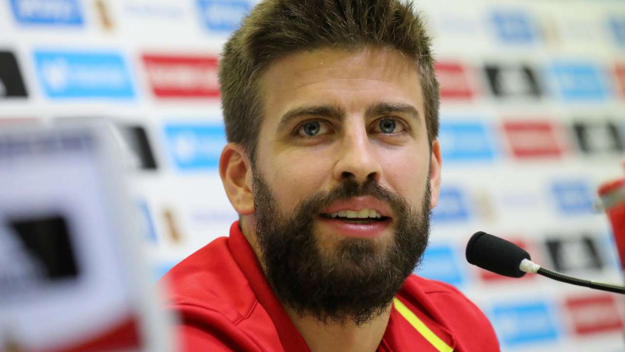 Điểm tin nóng 12-8: Pique chia tay đội tuyển, Sevilla dọa nghỉ đá với Barca - Ảnh 1.