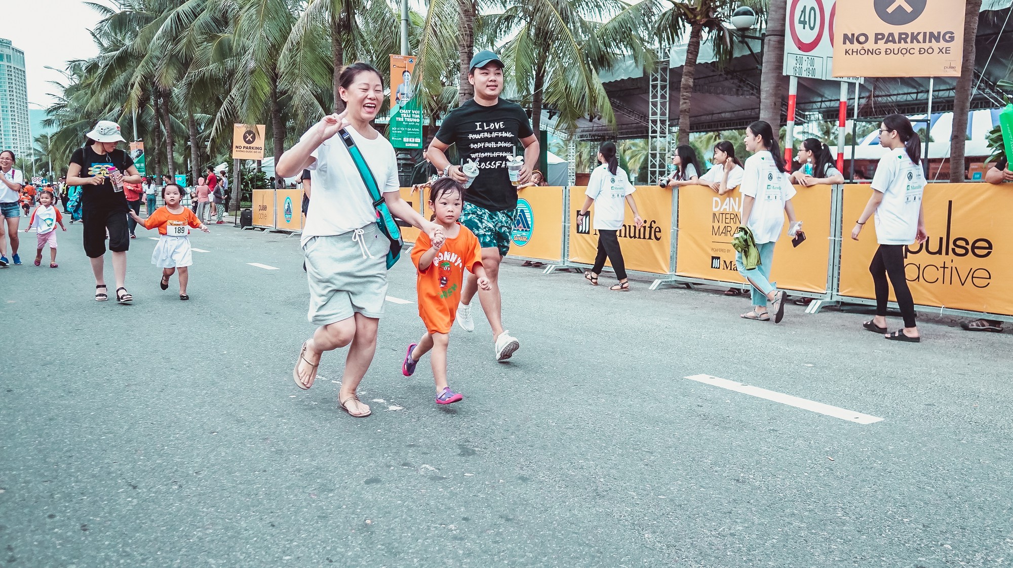 VĐV Suzaki Yuuya về nhất 42 km, cuộc thi Marathon Quốc tế Đ&agrave; Nẵng - Ảnh 6.