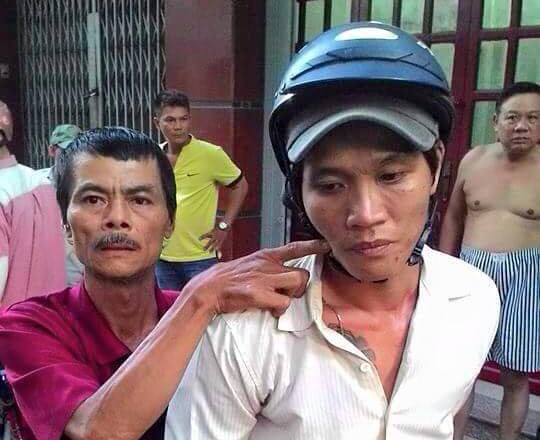 Xúc động gặp lại "hiệp sĩ" Trần Văn Hoàng trong giao lưu gương sáng phố phường