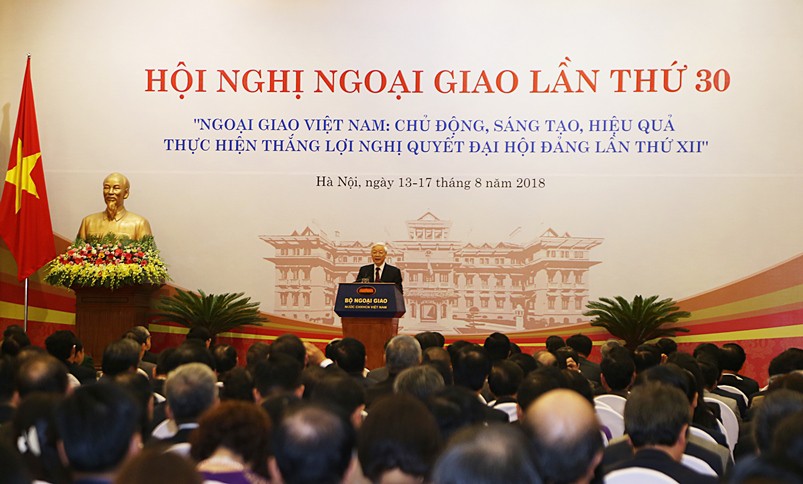 Tổng Bí thư nêu một loạt câu hỏi với ngành ngoại giao - Ảnh 2.