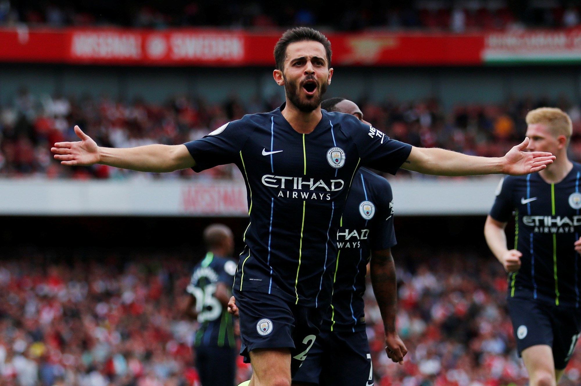 HLV Guardiola sau trận thắng Arsenal: Man City sẽ còn mạnh hơn... - Ảnh 5.