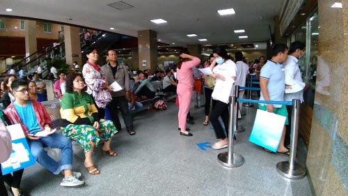Bệnh nhân tố lỗ hổng trong ngành y tế - Ảnh 1.