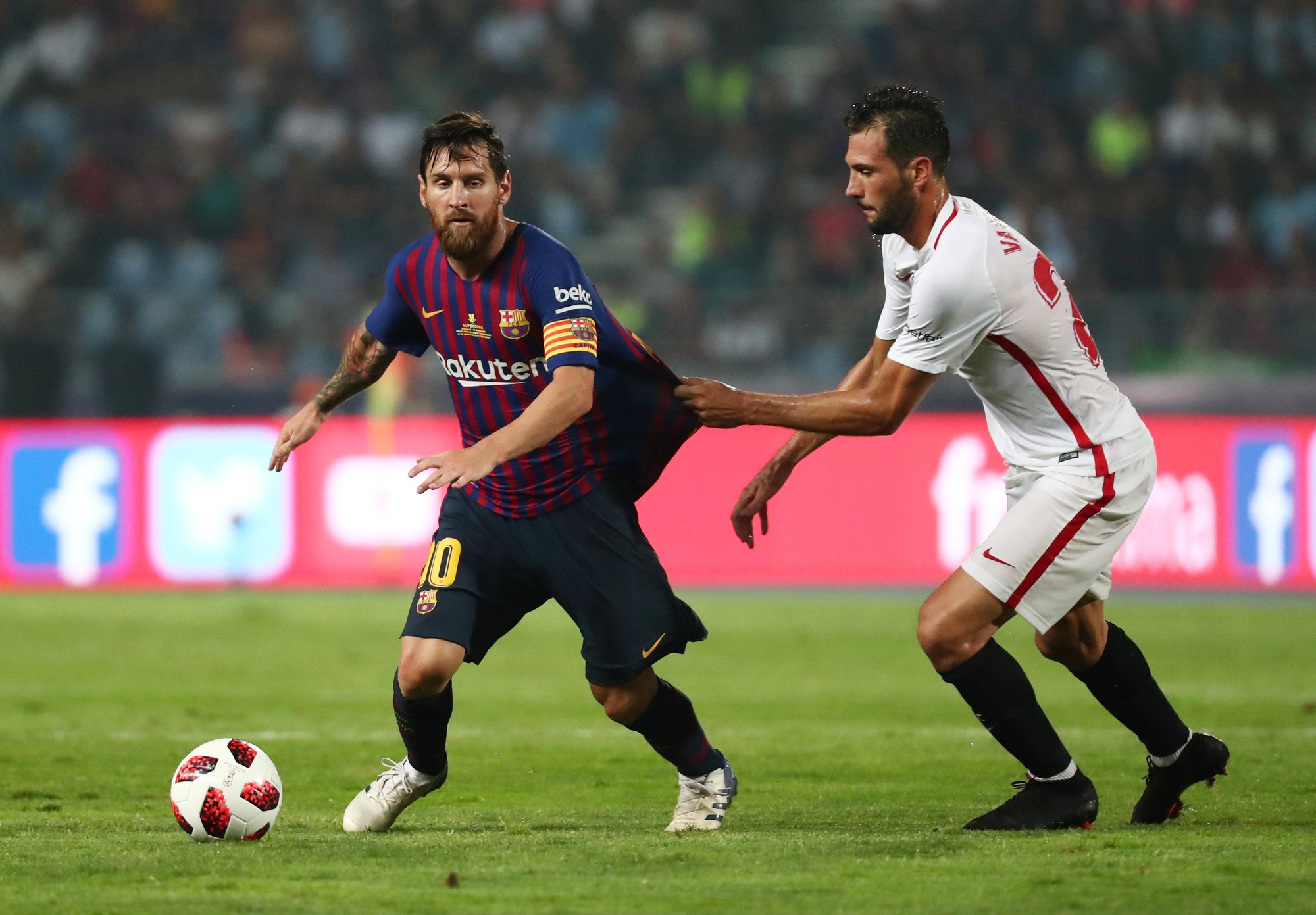 Dembele sắm vai người h&ugrave;ng, Barcelona gi&agrave;nh Si&ecirc;u c&uacute;p - Ảnh 2.