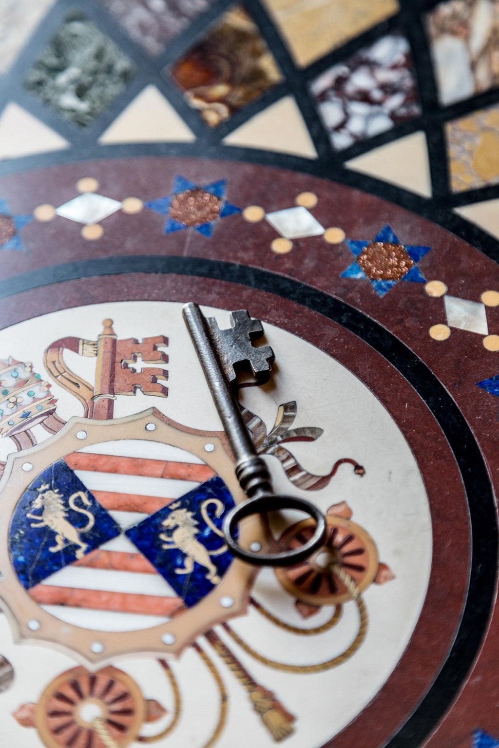 Ai l&agrave; người nắm giữ 2.797 ch&igrave;a kh&oacute;a của bảo t&agrave;ng Vatican? - Ảnh 9.