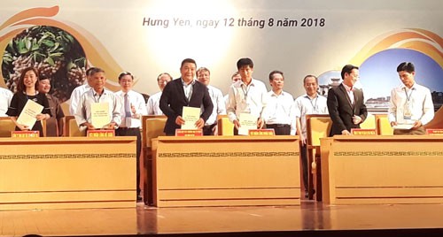 Saigon Co.op bao tiêu 100 tấn nhãn lồng Hưng Yên