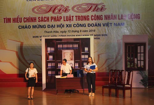 Nâng cao kiến thức pháp luật cho công nhân - Ảnh 1.