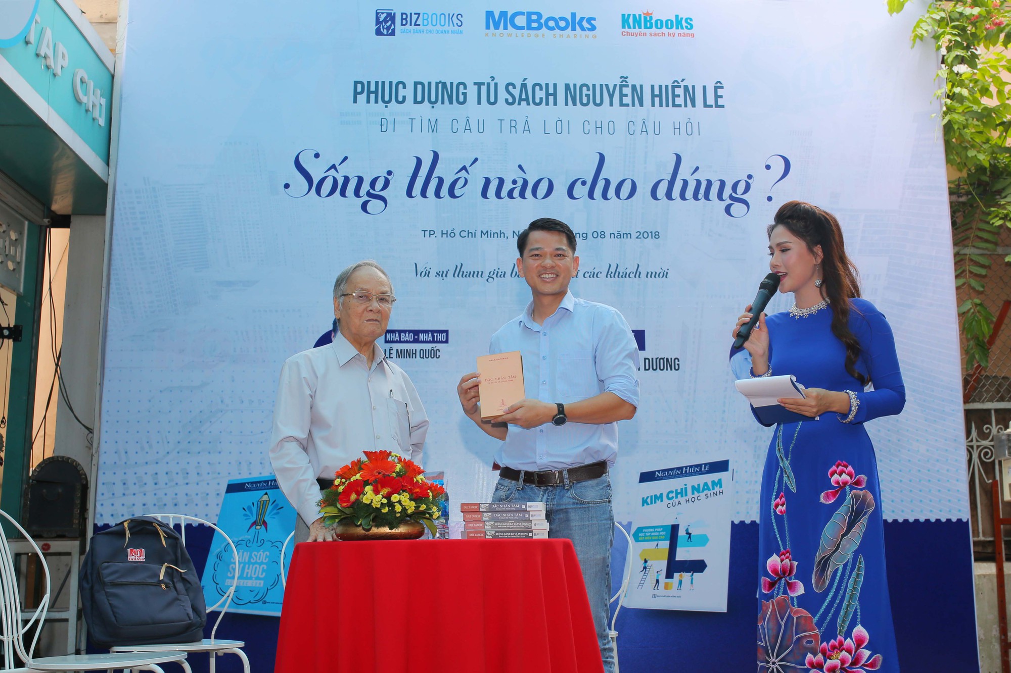Trao bản quyền toàn bộ tủ sách Nguyễn Hiến Lê