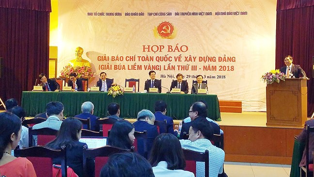 Tổng LĐLĐ Việt Nam hưởng ứng Giải Búa liềm vàng