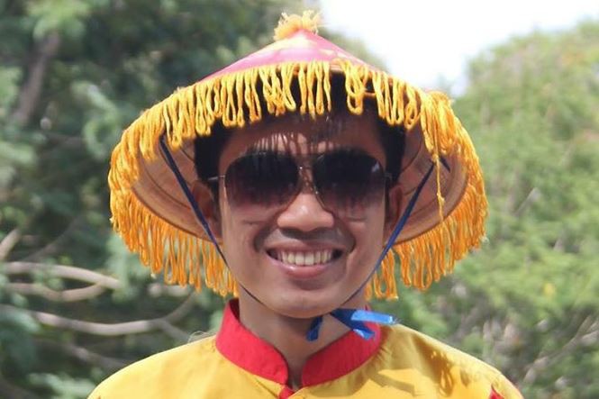 Cất bằng kỹ sư đi làm bánh cuốn