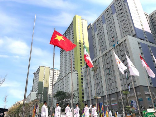 Quốc kỳ Việt Nam tung bay ở ASIAD 18