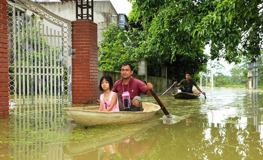Bão số 4 có xu hướng di chuyển chậm lại, đe dọa Quảng Ninh - Nghệ An - Ảnh 5.