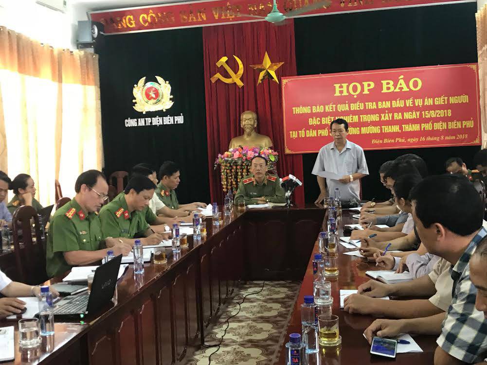Nghi phạm bắn chết 2 vợ chồng ở Điện Bi&ecirc;n c&ograve;n thở cạnh khẩu CKC khi cảnh s&aacute;t ập v&agrave;o - Ảnh 1.
