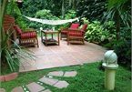 Ông giám đốc ê chề thấy vợ vào nhà nghỉ với người xe ôm