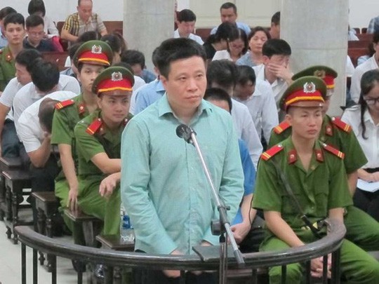Cưỡng chế kê biên hơn 72 triệu cổ phiếu của ông Hà Văn Thắm