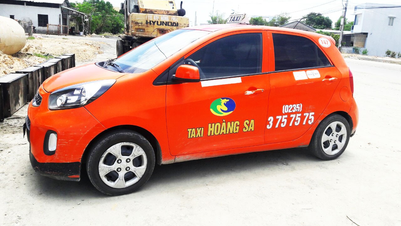 Chủ công ty "lén lút" bán xe taxi, khiến nhà đầu tư, tài xế bức xúc