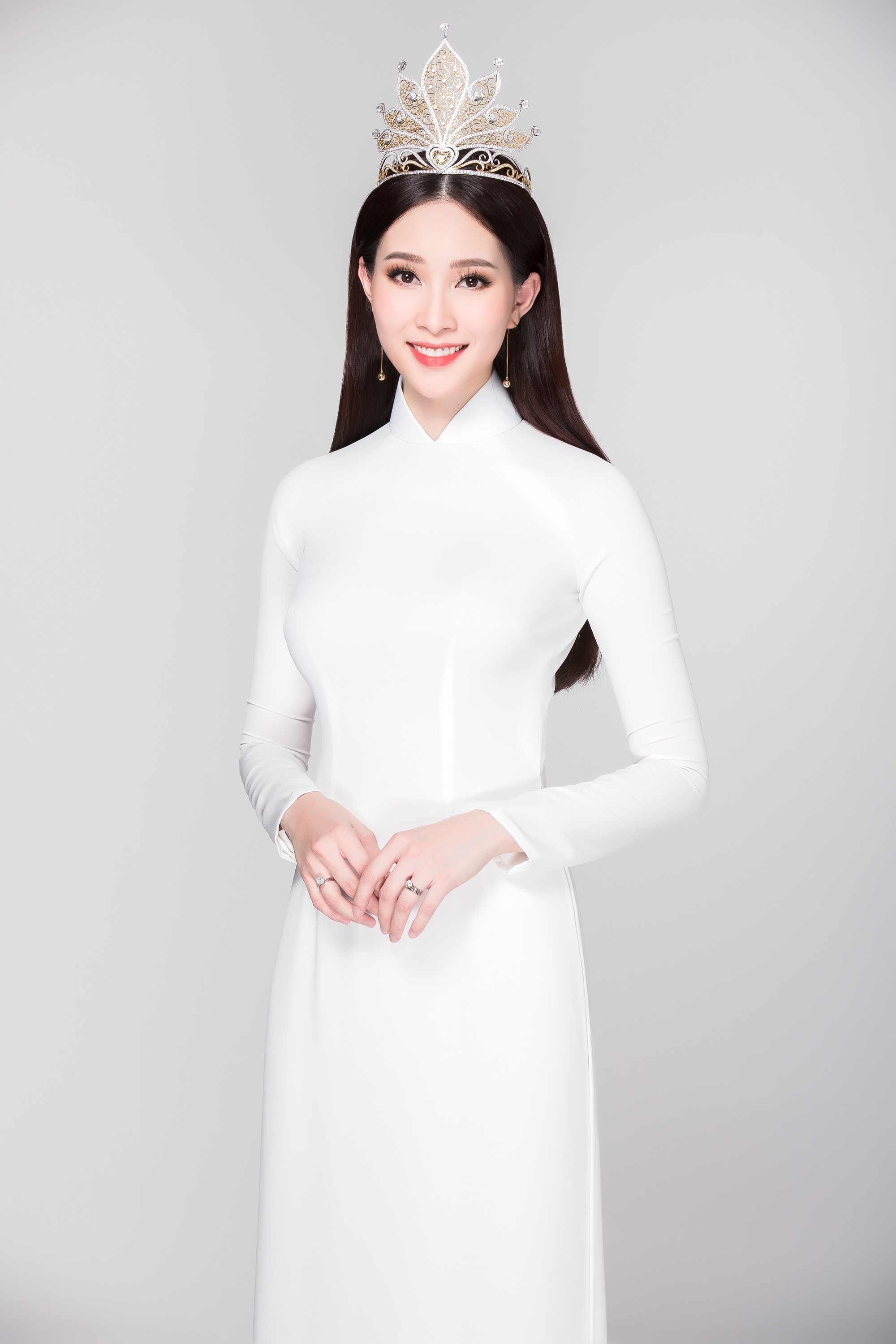 Hoa hậu Việt Nam, ai là người đẹp nhất? - Ảnh 1.