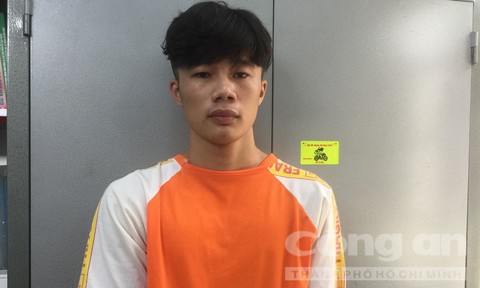 C&ocirc; g&aacute;i trẻ bị bạn phượt lập mưu h&ograve;ng cưỡng t&igrave;nh, đoạt tiền - Ảnh 1.