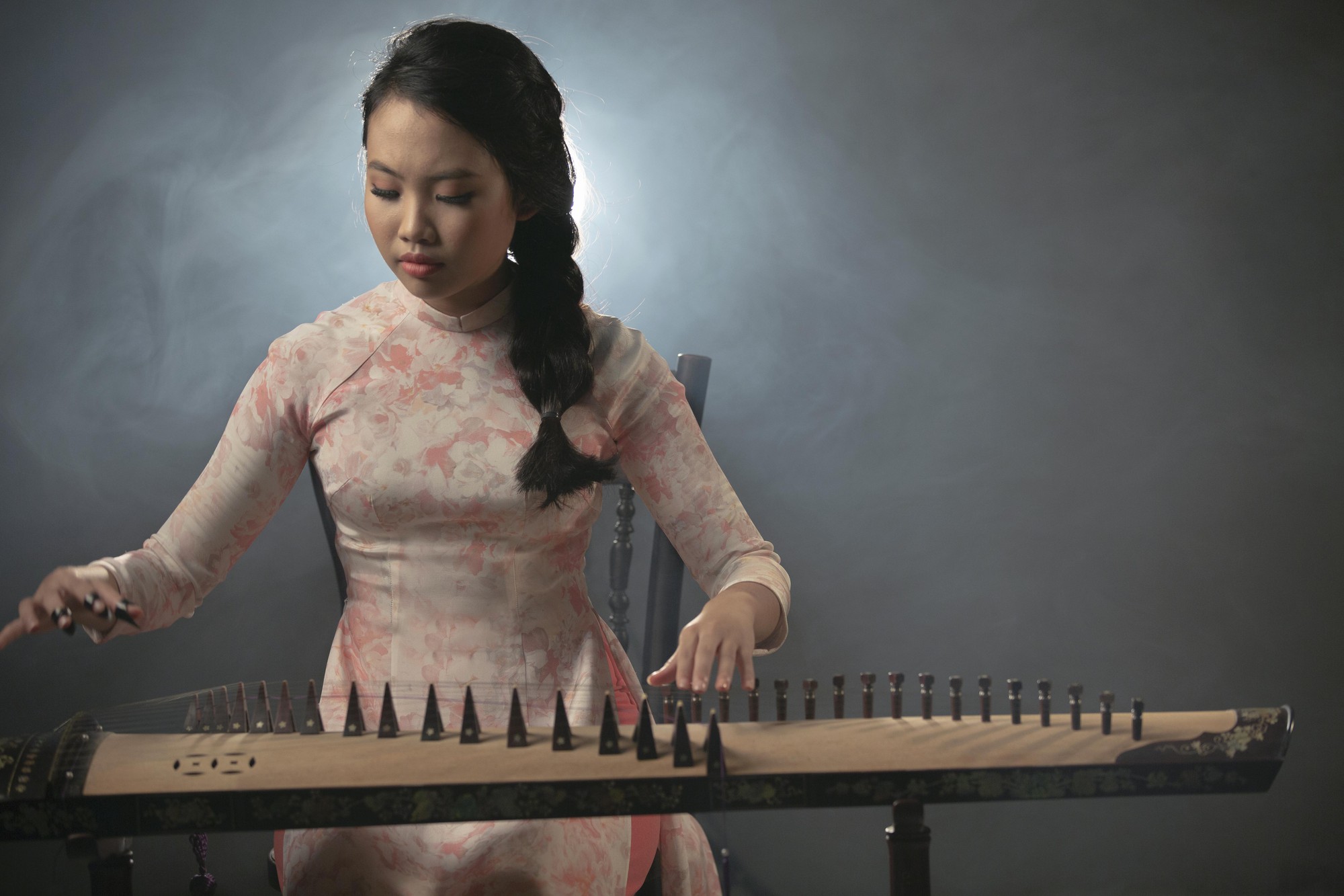 Phương Mỹ Chi xúc động hát về Mẹ - Ảnh 3.