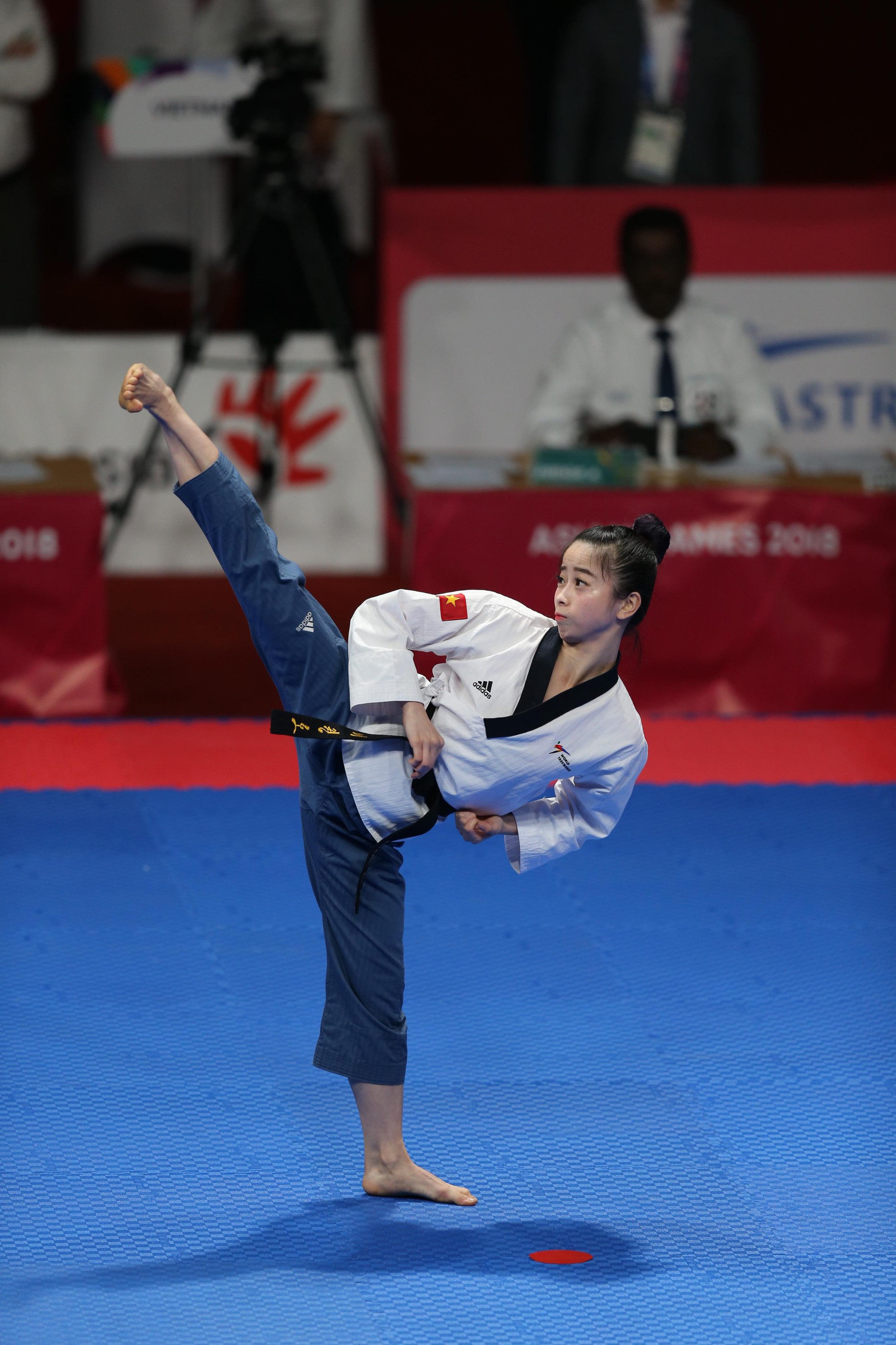 ASIAD: Ngày đẹp của bóng đá; taekwondo, bắn súng giành 2 HCĐ - Ảnh 4.