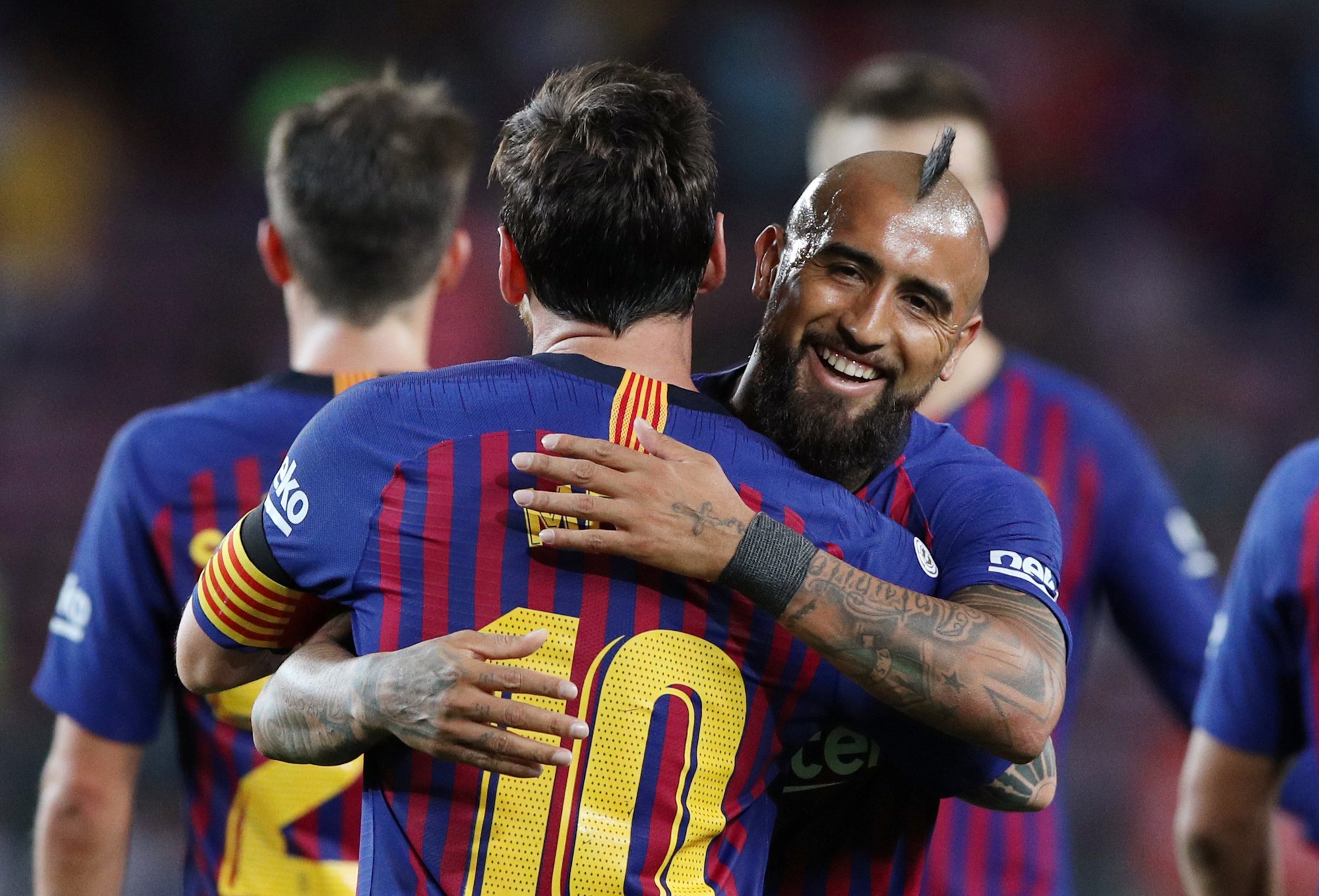 Messi lập c&uacute; đ&uacute;p, Barcelona đại thắng Alaves ng&agrave;y khai mạc - Ảnh 6.