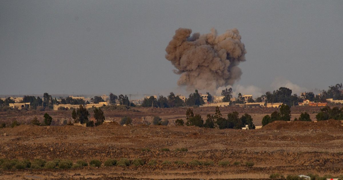 Israel không kích giết 7 “phần tử khủng bố” ở Syria