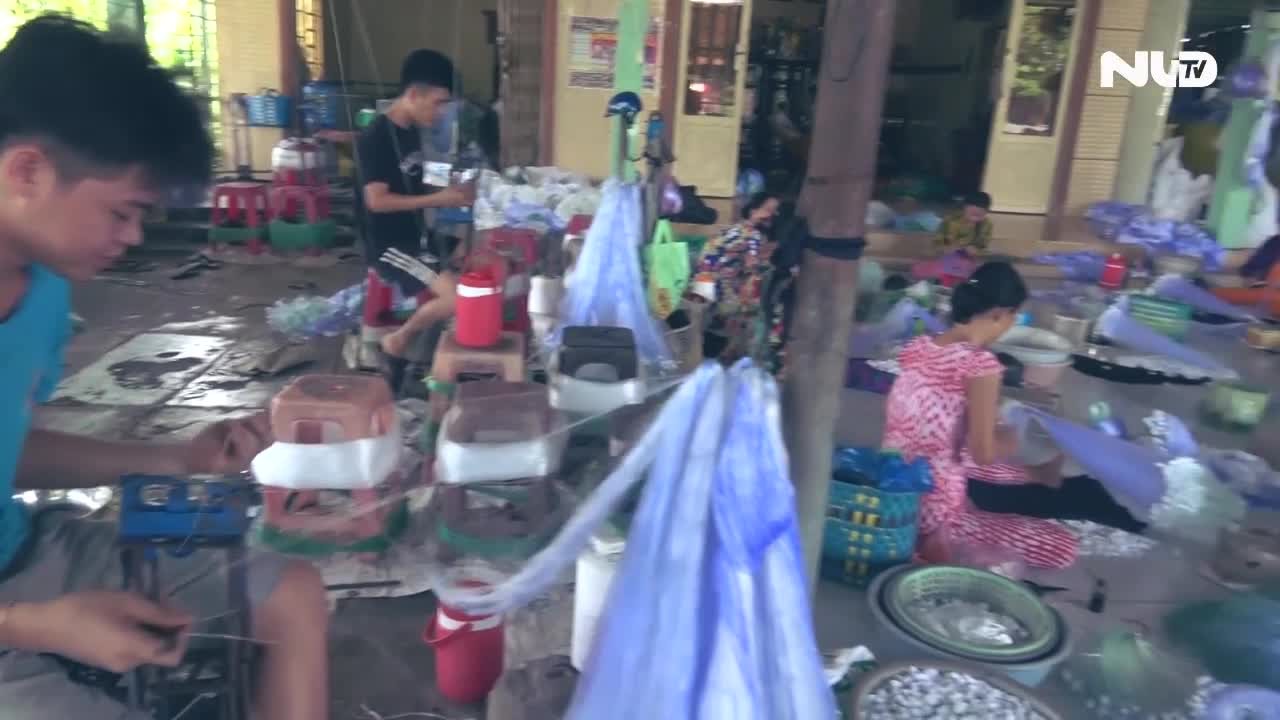 Các làng nghề ĐBSCL trắng đêm sản xuất ngư cụ đón lũ về
