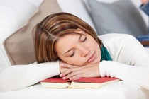 Vì sao bạn nên ngủ trưa mỗi ngày?