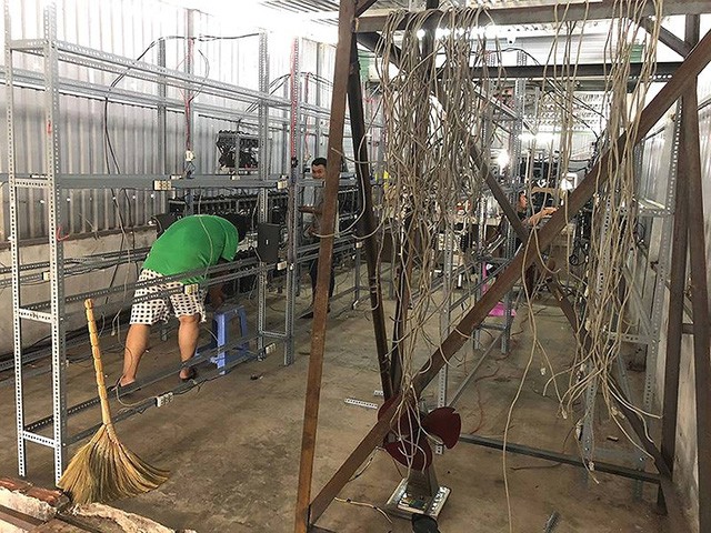 Tr&acirc;u c&agrave;y tiền ảo Trung Quốc đồng loạt thất nghiệp - Ảnh 1.