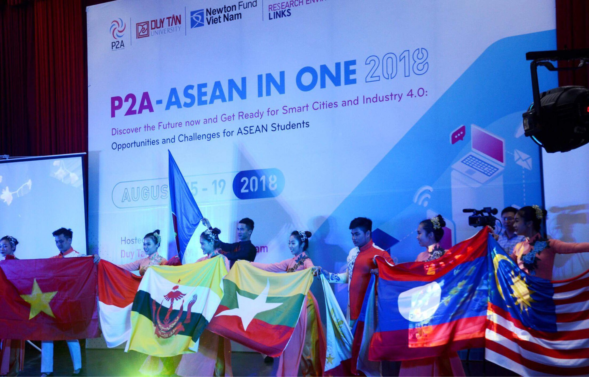 Sinh viên ASEAN hội tụ tại Đà Nẵng