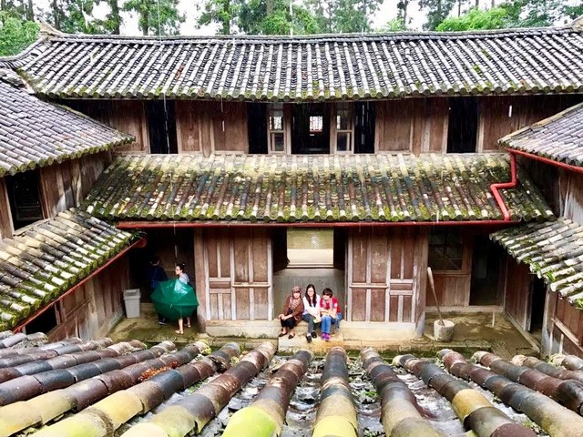 Cấp sổ đỏ dinh vua M&egrave;o cho Ph&ograve;ng Văn h&oacute;a huyện l&agrave; sai luật - Ảnh 1.