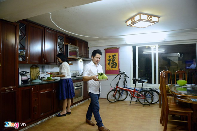 Kh&ocirc;ng gian sống của ng&ocirc;i sao nhạc đỏ Trọng Tấn - Ảnh 11.