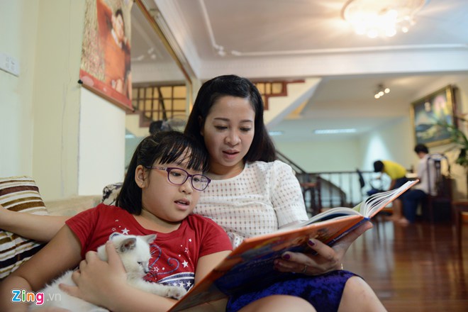 Kh&ocirc;ng gian sống của ng&ocirc;i sao nhạc đỏ Trọng Tấn - Ảnh 9.