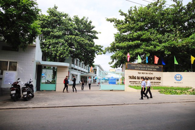 Đủ kiểu "tận thu" sinh viên