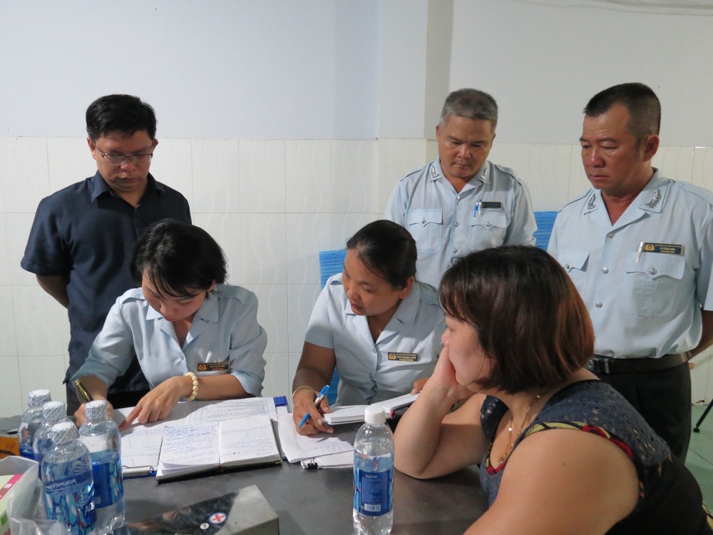 Tạm ngưng hoạt động c&ocirc;ng ty suất ăn c&ocirc;ng nghiệp nhếch nh&aacute;c - Ảnh 6.