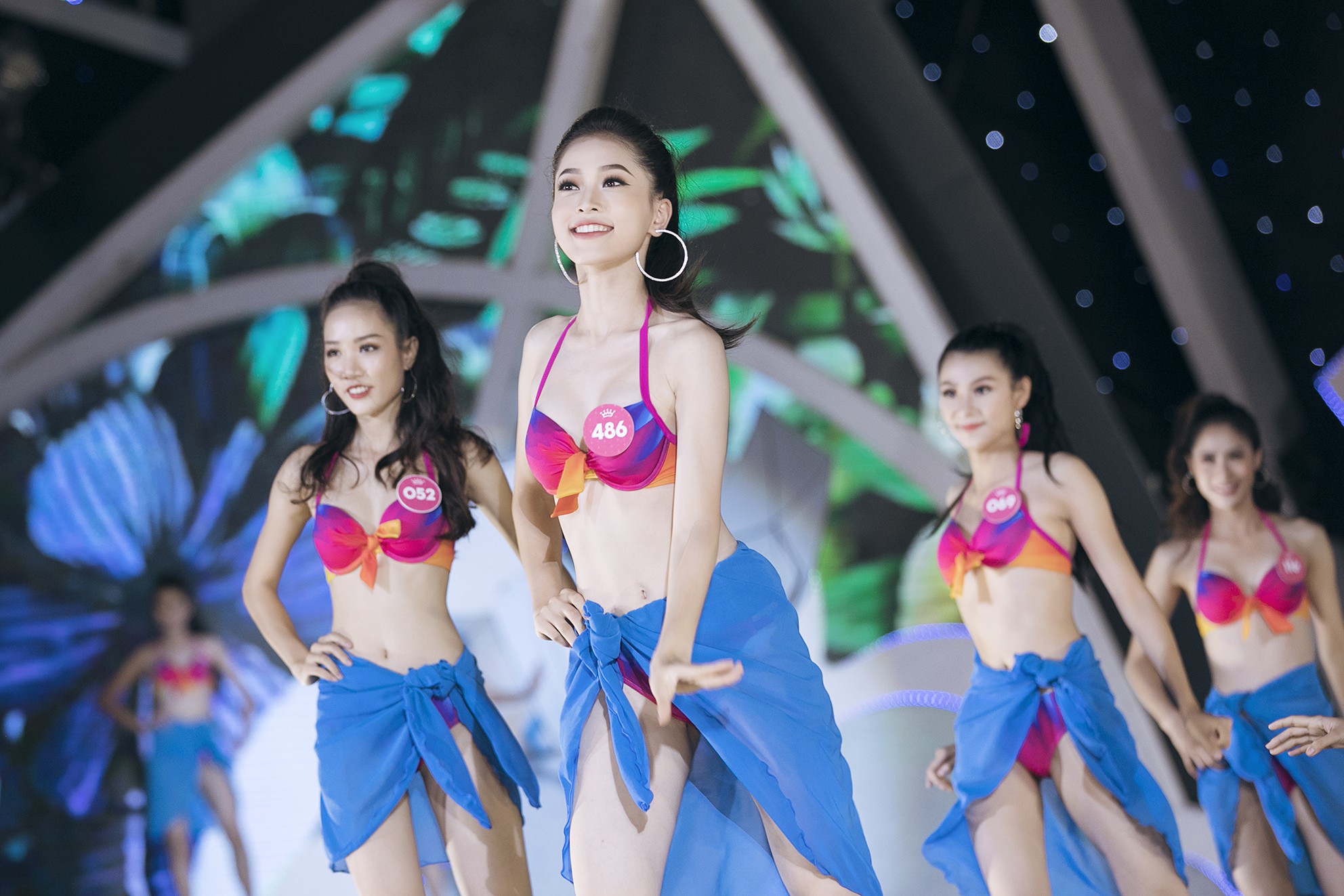 Hoa hậu Việt Nam: Đường cong của Người đẹp biển vẫn kh&aacute; tuyệt - Ảnh 4.