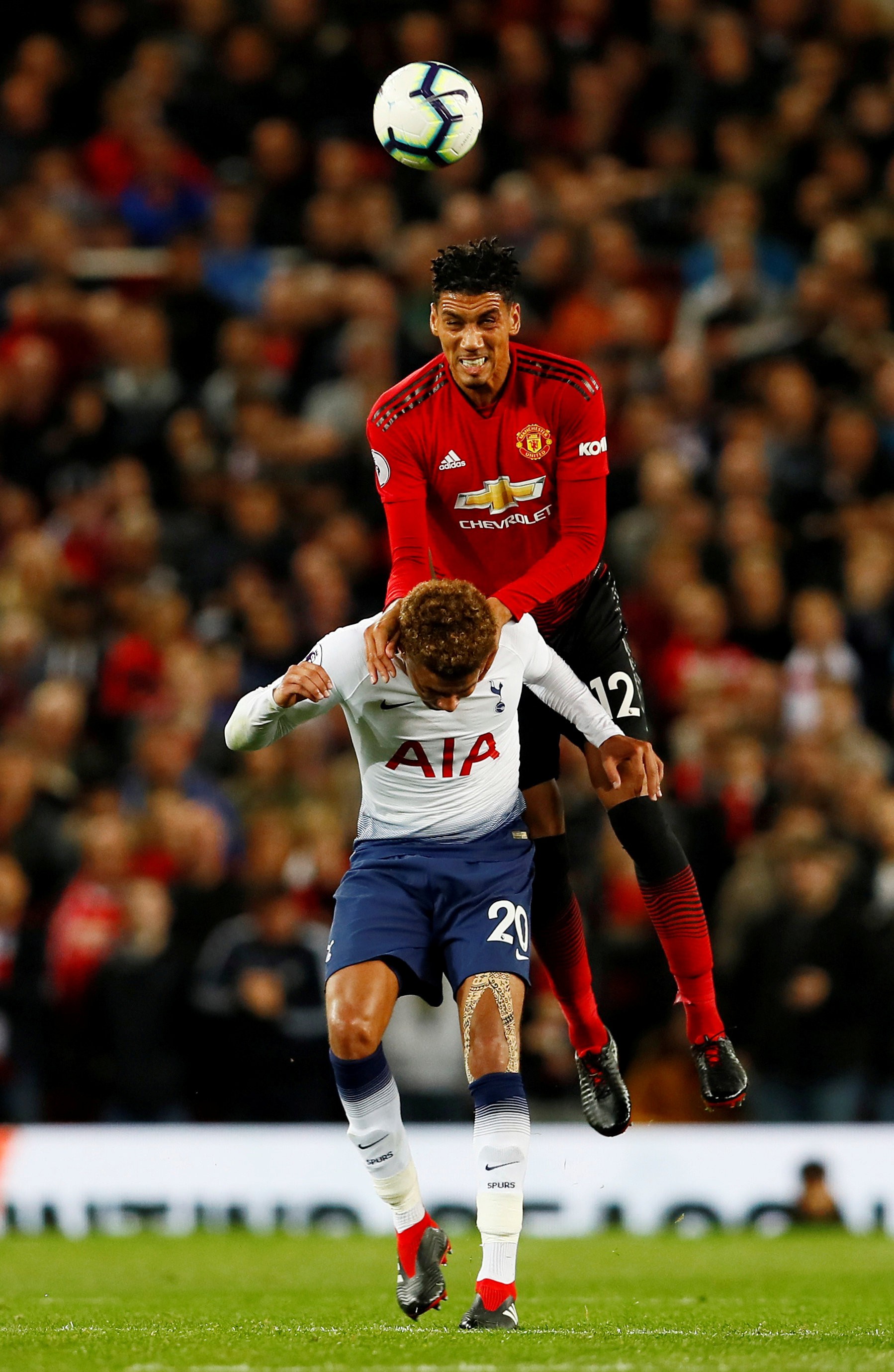 Thua tan nát trên sân nhà, Mourinho nóng mặt với phóng viên - Ảnh 1.