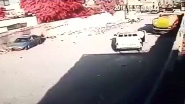Điệp vi&ecirc;n Iraq luồn s&acirc;u trong h&agrave;ng ngũ IS, cứu h&agrave;ng trăm người - Ảnh 2.