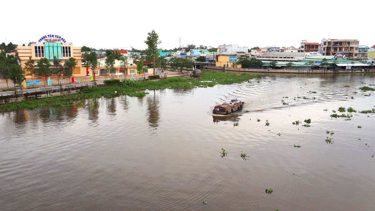Để xảy ra sai phạm tiền tỉ, chủ tịch thị xã chỉ bị đề nghị… rút kinh nghiệm