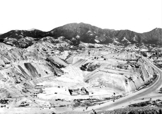 Gia tộc Hồng Kông biến vùng đồi cằn cỗi thành đế chế BĐS