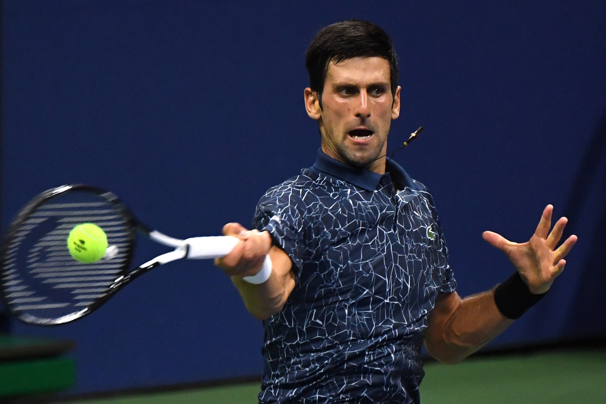 Clip: Djokovic, Federer tiếp bước Nadal v&agrave;o v&ograve;ng 3 US Open 2018 - Ảnh 6.