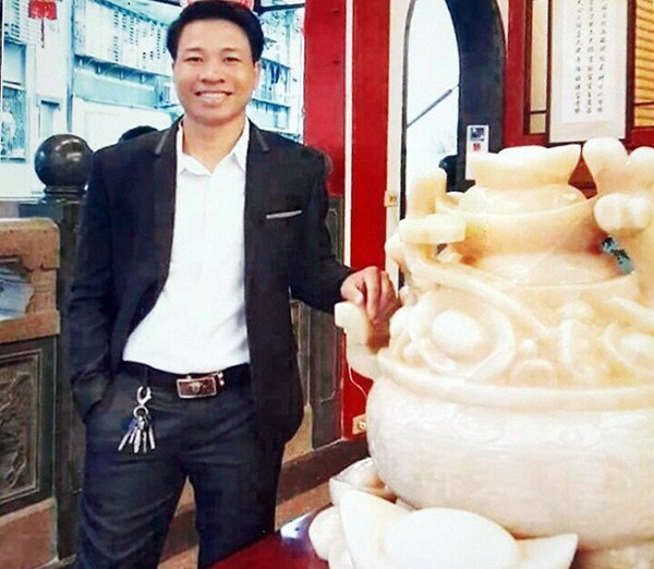 Phi c&ocirc;ng giăng bẫy người t&igrave;nh gi&agrave; - Ảnh 1.