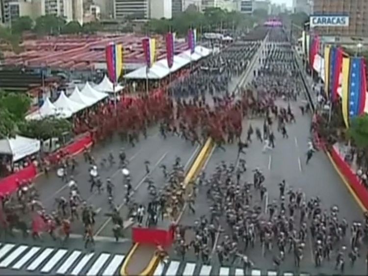 Lộ thủ phạm mưu sát Tổng thống Maduro? - Ảnh 2.